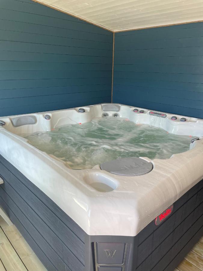 Trzy Rybki - Belona Dom Z Basenem I Jacuzzi Villa Puck Exterior photo